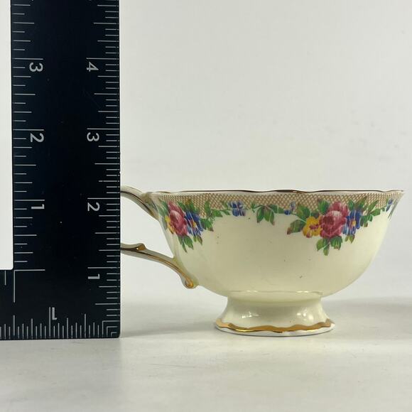 Paragon Minuet Bone China Teacup & Saucer Floral Gold Trim England Vintage - Picture 10 of 14